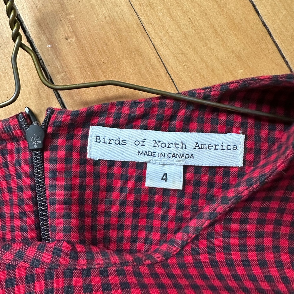 Birds of North America Accentor Red Check Pattern Dress sz4 Made in Canada - Picture 6 of 7